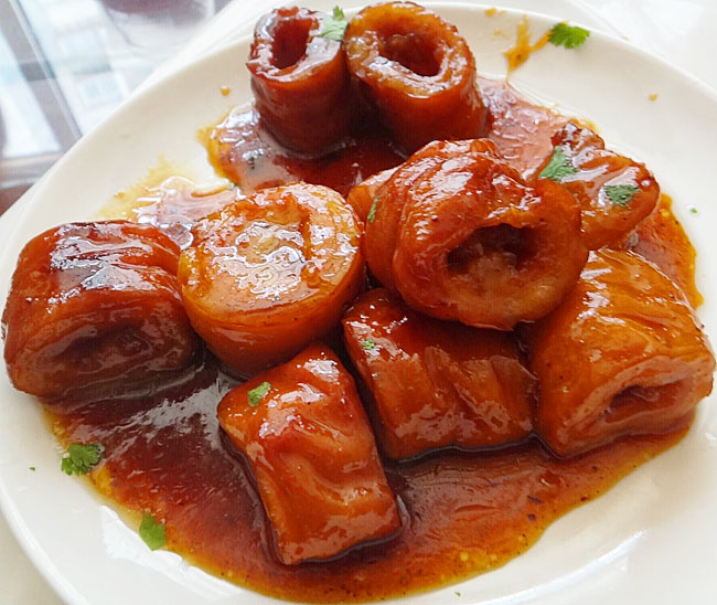  p>九转大肠原名为红烧大肠,是 a target="_blank" href="/item/山东