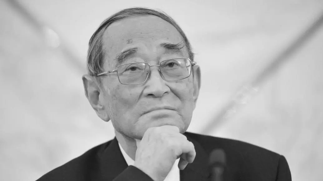 厉以宁年轻,厉以宁_大山谷图库