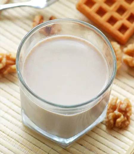 核桃牛奶汁