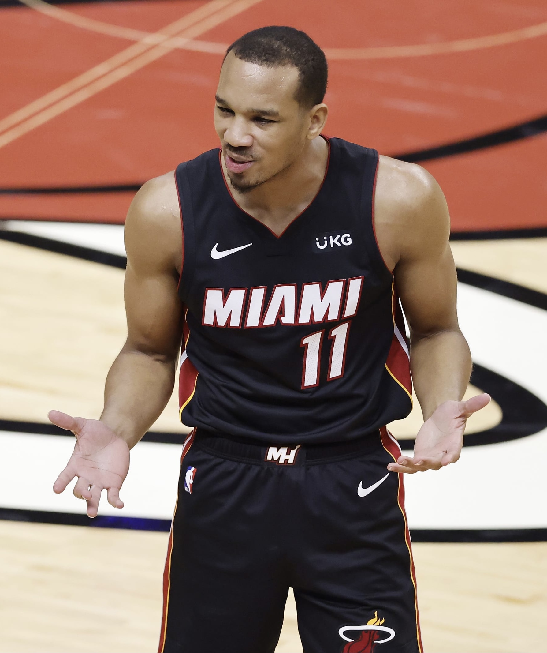 艾弗里-布拉德利