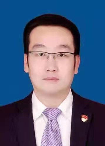 男,汉族,1987年4月出生,大学学历,中共党员,现任辛集市政府副市长