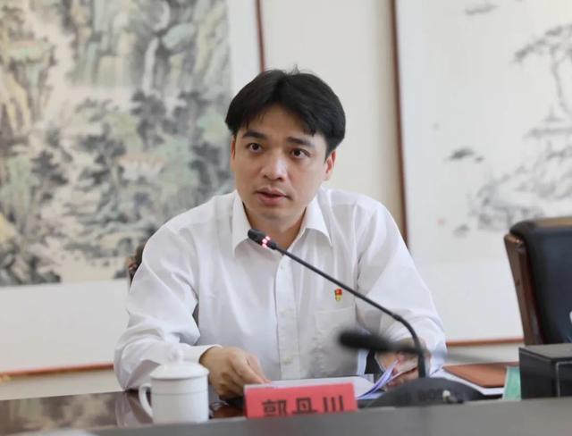  /p> p data-id="gnbq3jg8p6">现任漳州市委组织部副部长. /p>