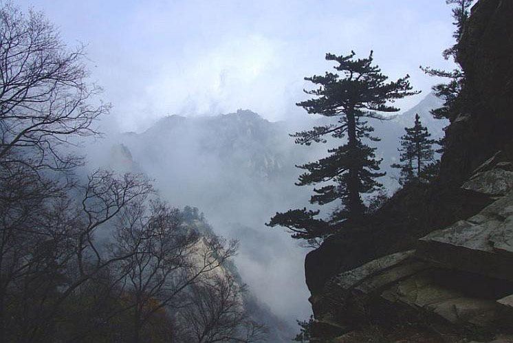 舞钢九头崖自然风景区