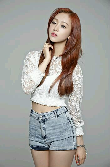 coridel entertainment于2015年6月25日推出的女子演唱组合,由李允智