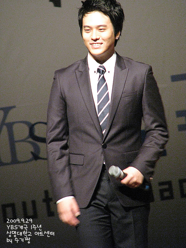  p>金勇俊,韩国男子组合  a target="_blank" href="/item/sg wanna