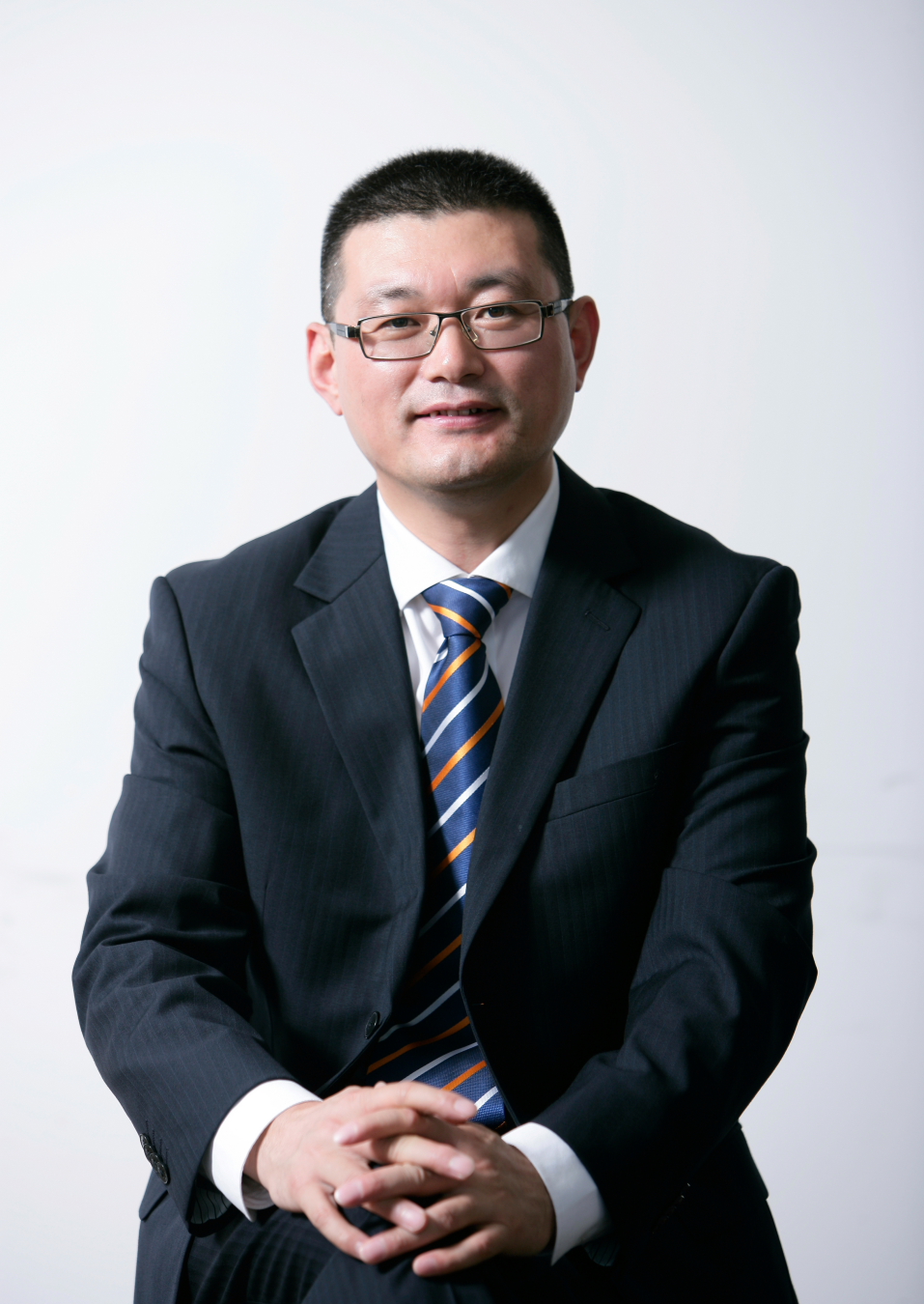 陕西咸阳市三原县人,毕业于重庆大学,<span class="psl