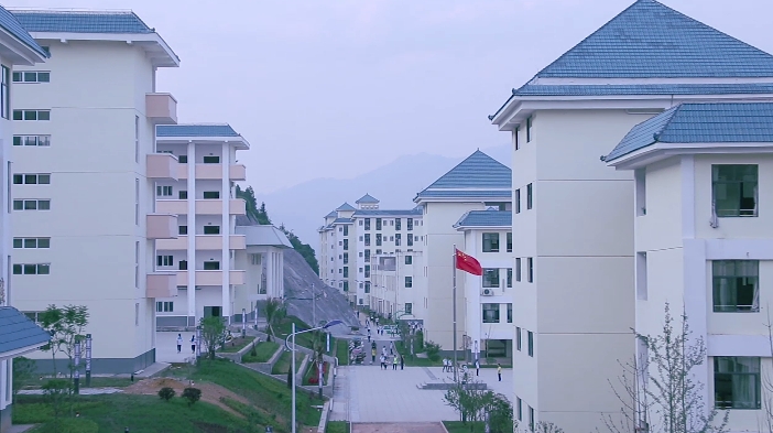 榕江县第三高级中学