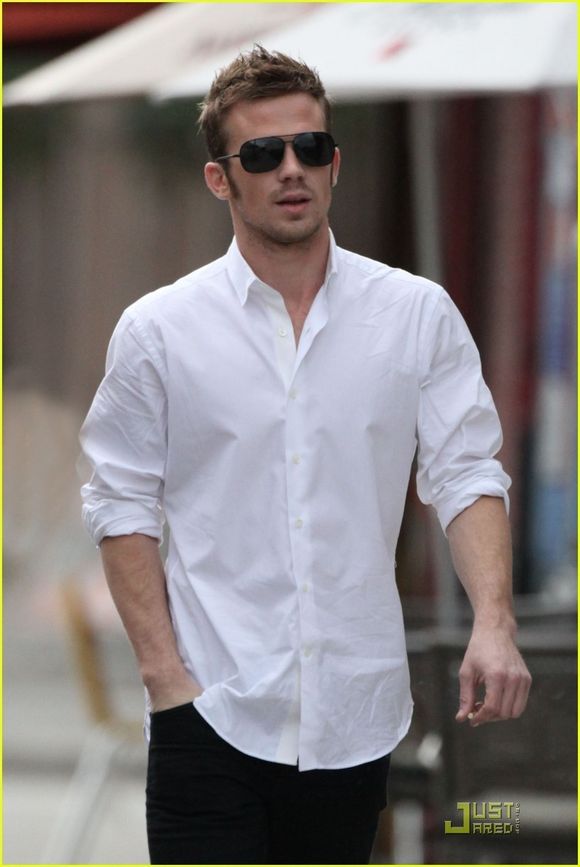  p>凯姆·吉甘戴 i>(cam gigandet) /i>,1982年8月16日出生于美国