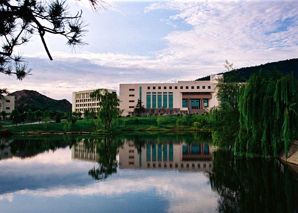 泰山学院