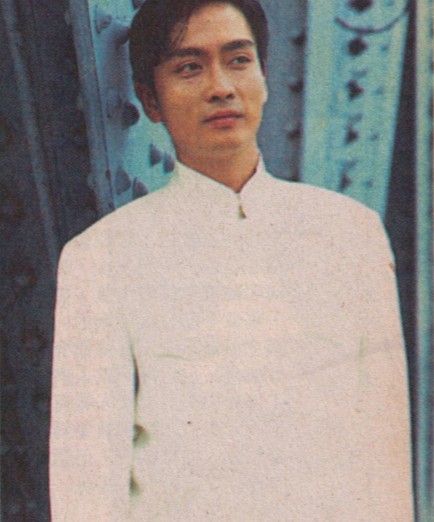  p>谢君豪,1963年3月23日生于中国香港,中国香港影视演员.