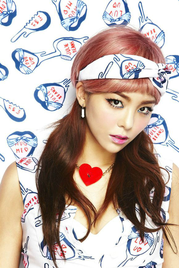  p>李艺真(ailee),1989年5月30日出生于 a target="_blank" href="