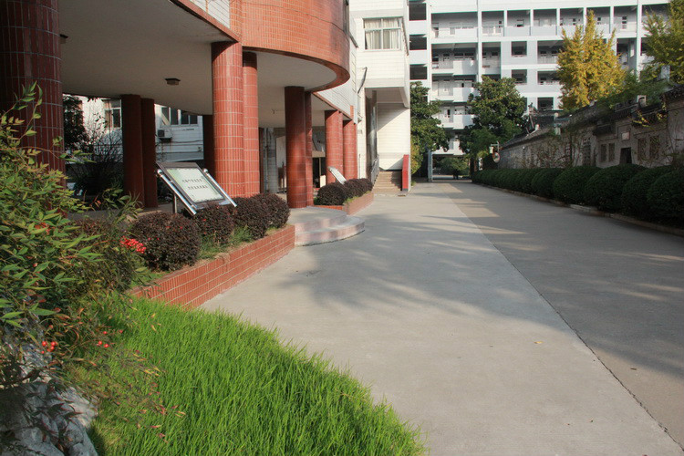 江苏泰兴中学
