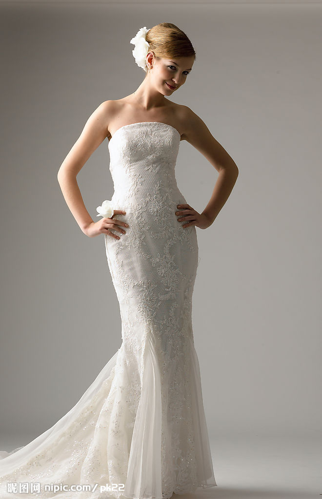  p data-id="gnrtfyrc6e">婚纱(wedding veil),是结婚仪式及 a target