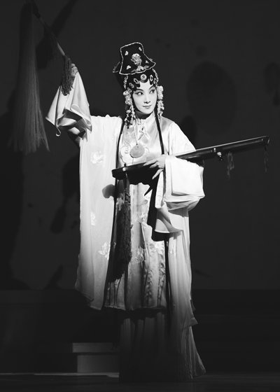 沈丰英