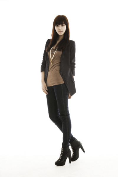  a target="_blank" href="/item/李秀美/9527910" data-lemmaid="