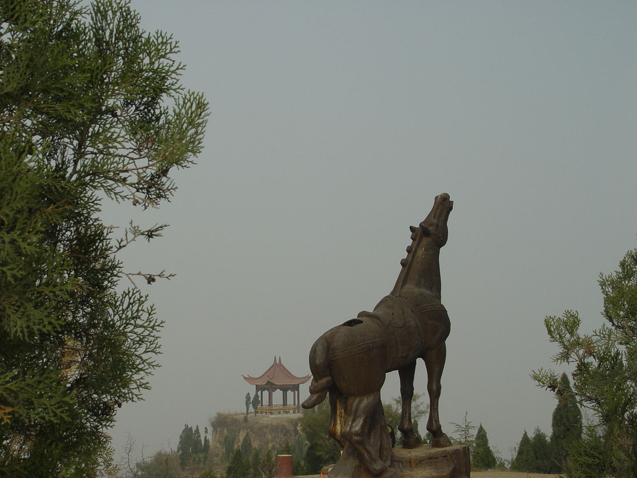 三皇山有三处,河北省保定市 a target="_blank" href="/item/涞水县