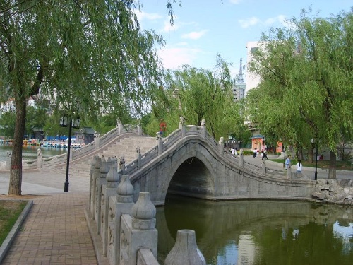  p>文瀛公园是 a target="_blank" href="/item/太原市/29705" data
