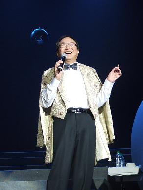 许冠文