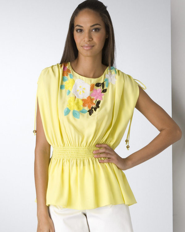 smalls)1988年7月11日出生于波多黎各阿蒂约,模特