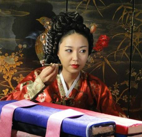  p>《丁若镛》是 2009年韩国ocn电视台播出的古装推理剧,由金洪善导演