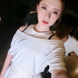 美少女/19513488" data-lemmaid="19513488">加油!