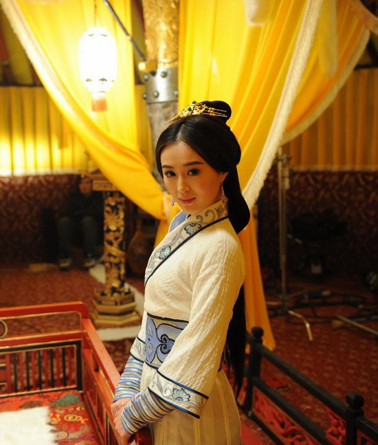  p>刘竞,1983年11月30日出生于河南省安阳市,中国内地女演员,导演