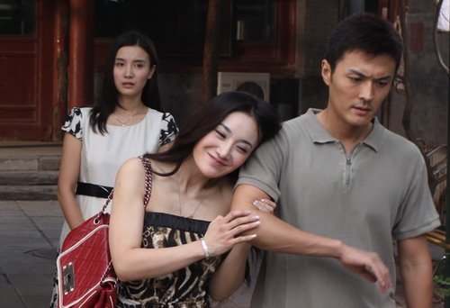 data-id="go02r1e460"> b>《情归何处》是一部内中国地时装情感电视剧