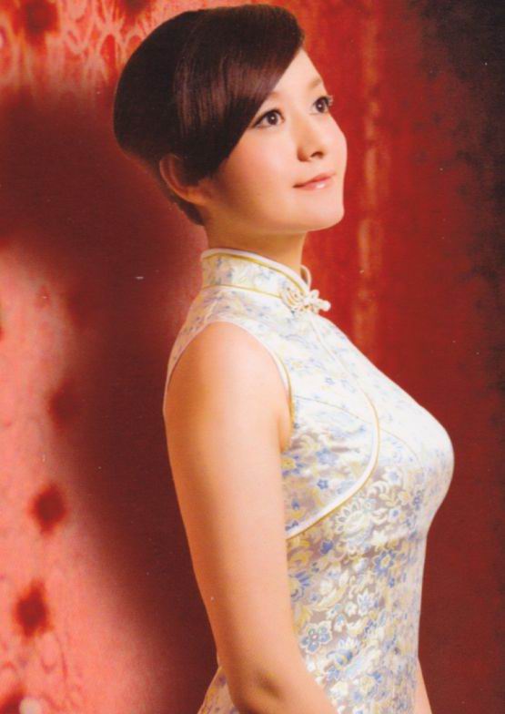  p data-id="gnbkubgkgm">周虹,1980年出生于四川省,中国女歌手.