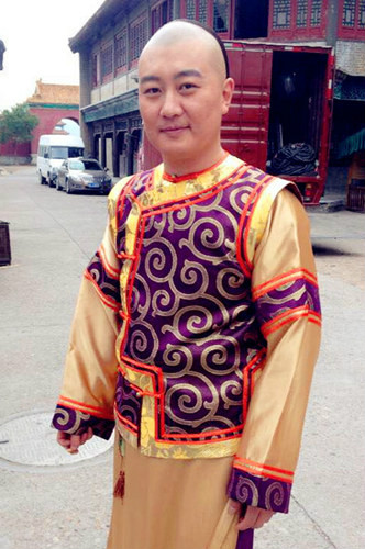 张航