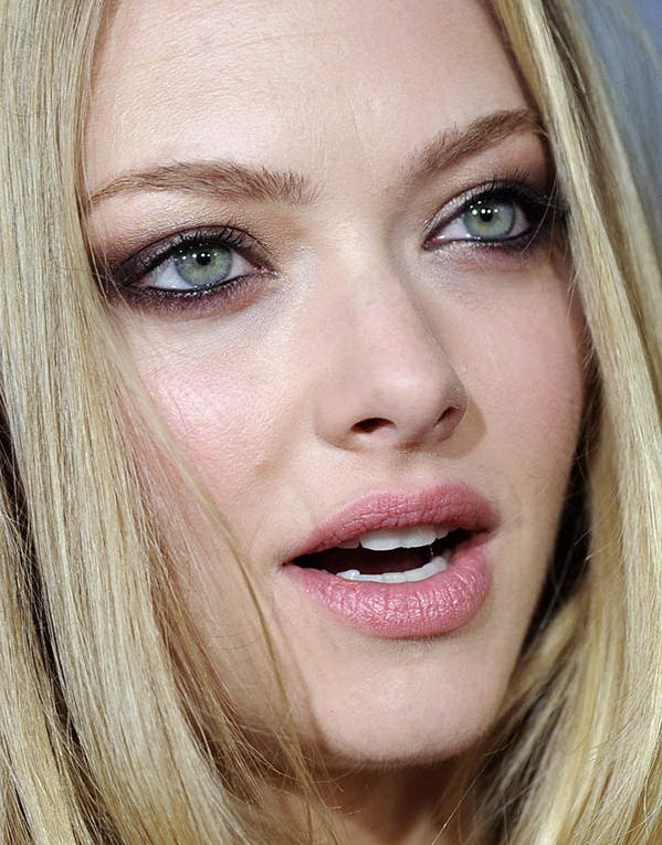 阿曼达·塞弗里德