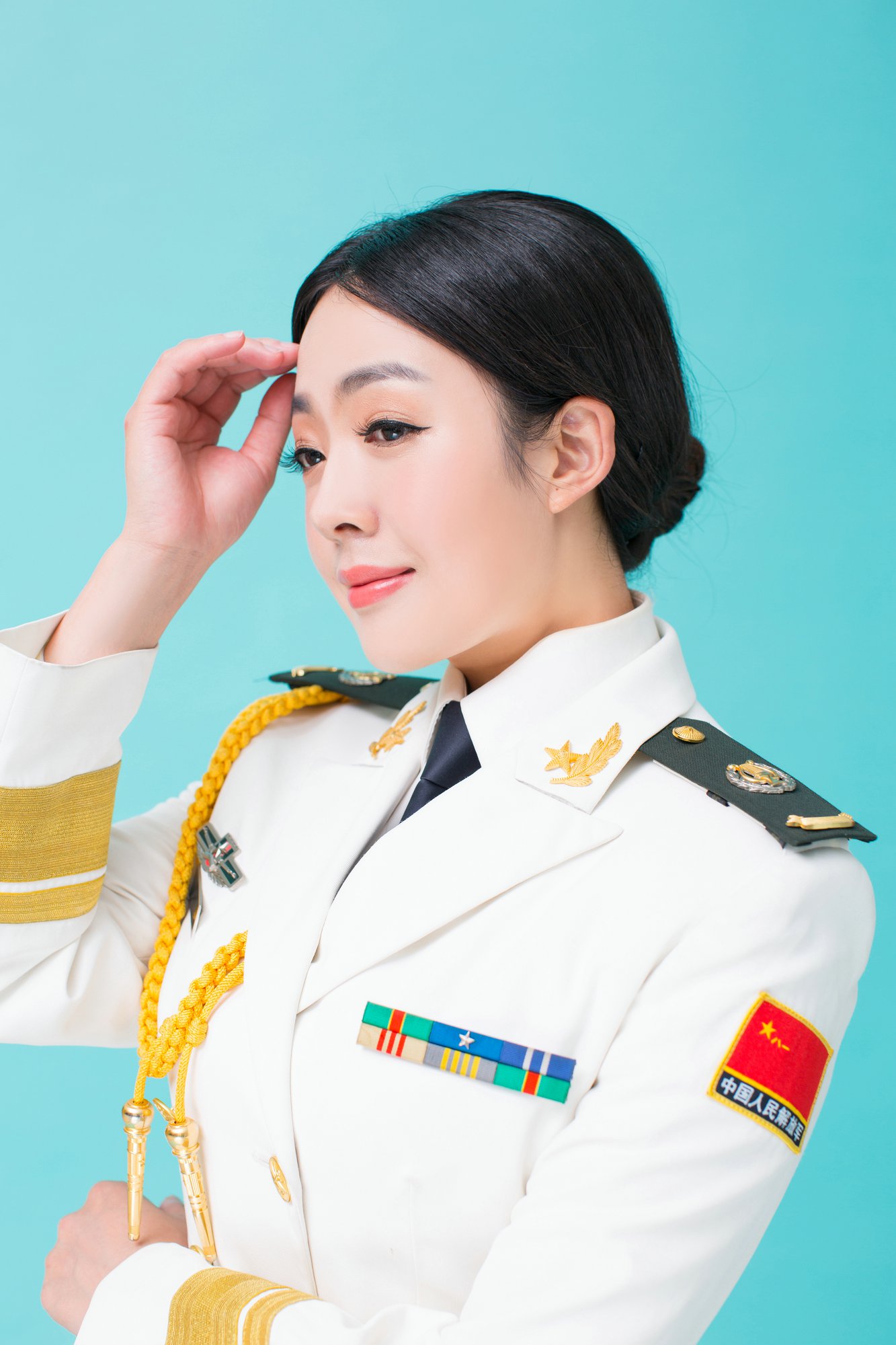  p>曹珊珊,歌手,演员.
