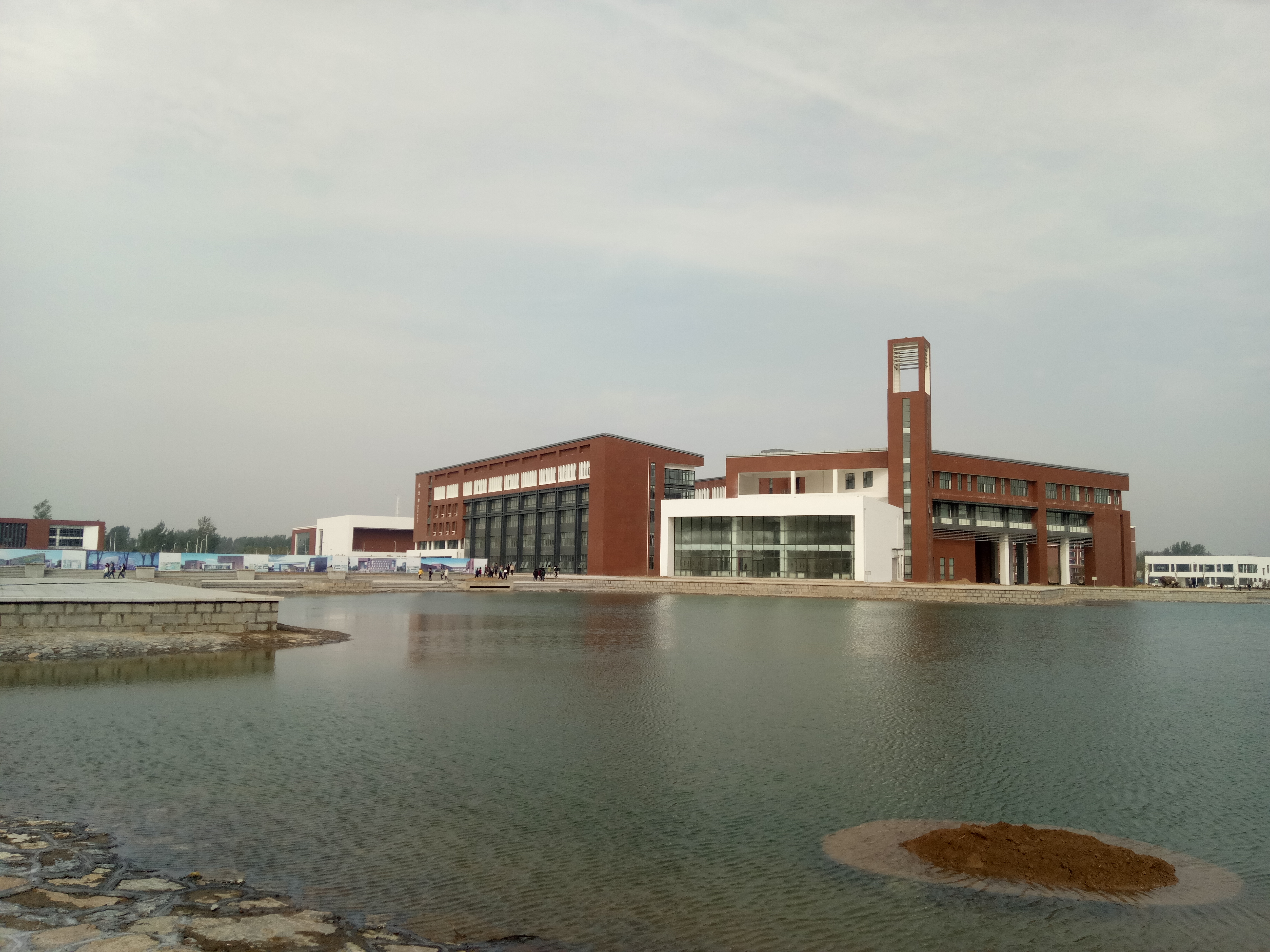 齐鲁大学菏泽校区