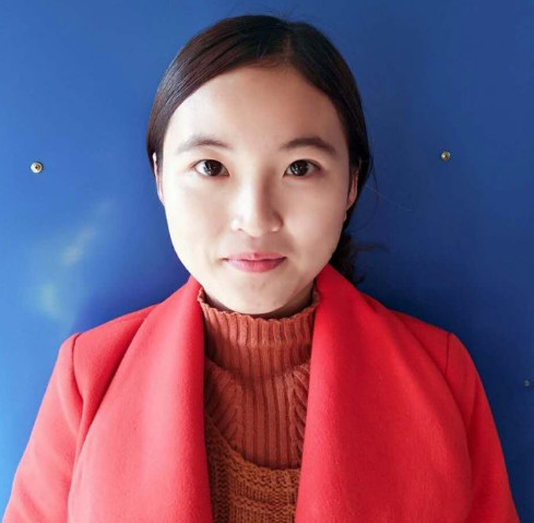 19日上午8时许,河北保定曲阳县晓林乡崔家庄村一名叫郭婷婷的23岁女孩