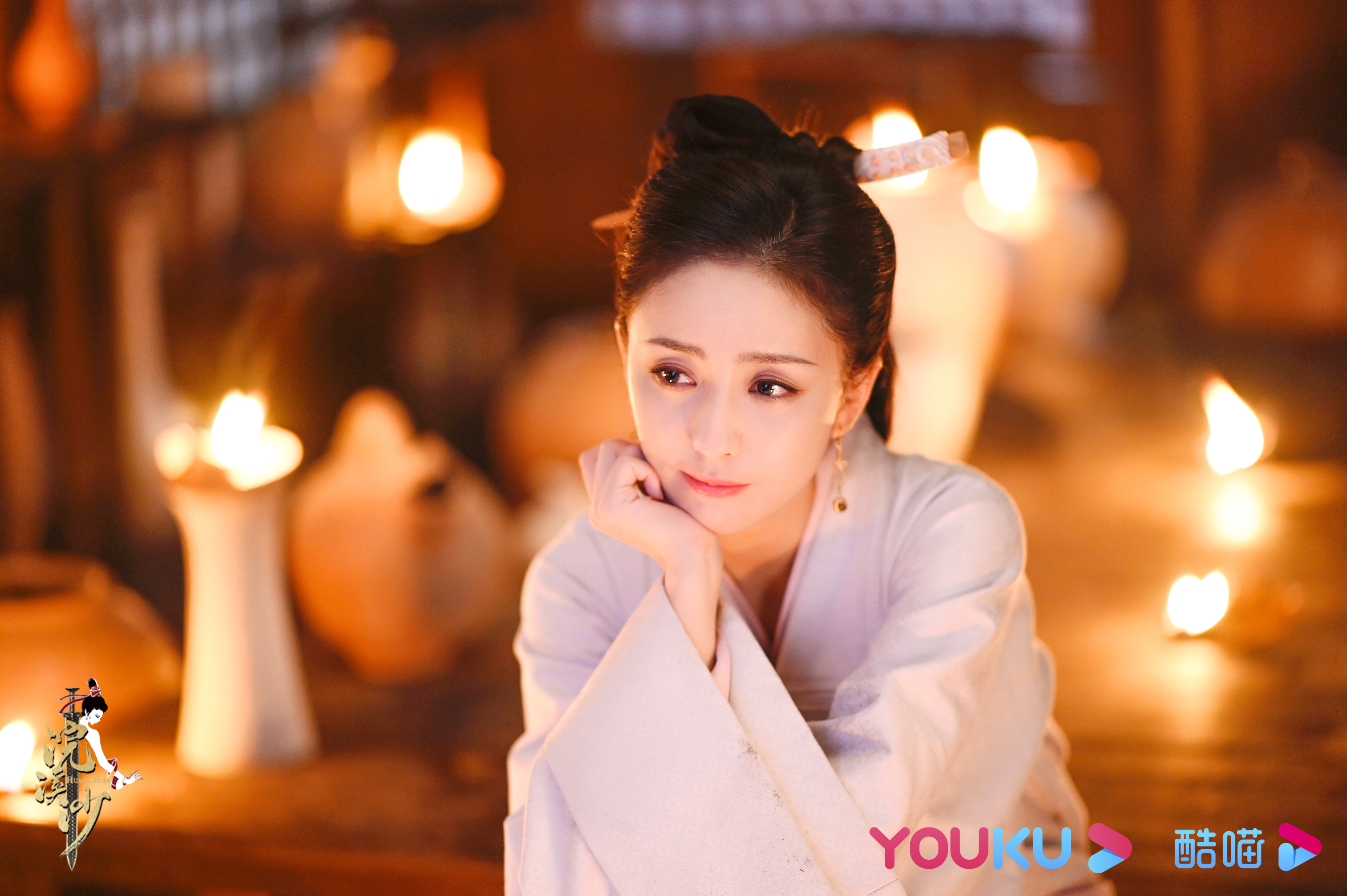  p>佟丽娅,1983年8月8日出生于新疆伊犁察布查尔,中国内地影视女演员