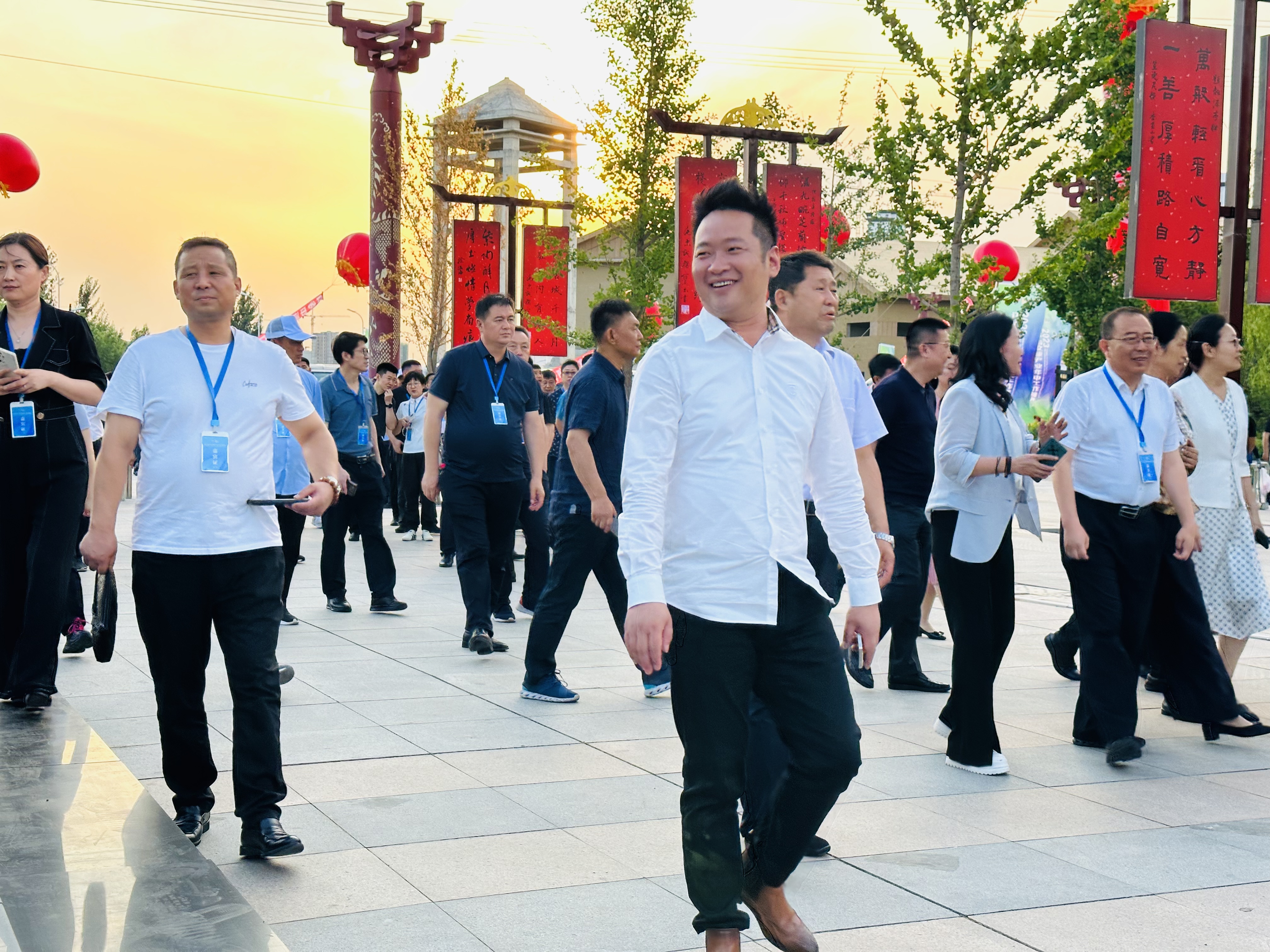 西安宽云窄雨旅游开发有限公司