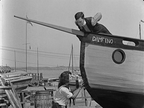  p>《船》是爱德华·克莱因,巴斯特·基顿执导,巴斯特·基顿,爱德华