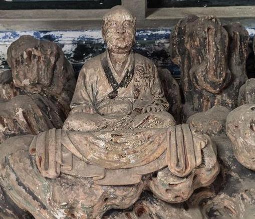 保圣寺罗汉塑像