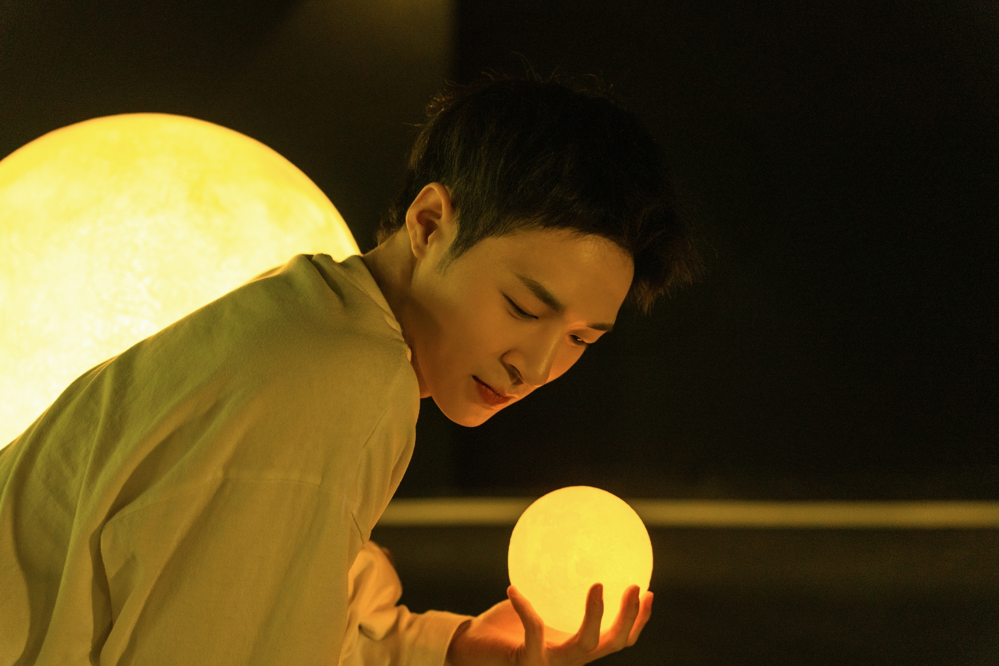 "gnbi20re8h">李家豪,1997年12月20日出生于重庆,中国内地男演员,歌手