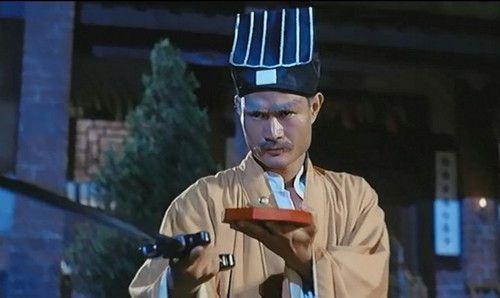 出家的道士为什么总喜欢背一把剑?_百科TA说