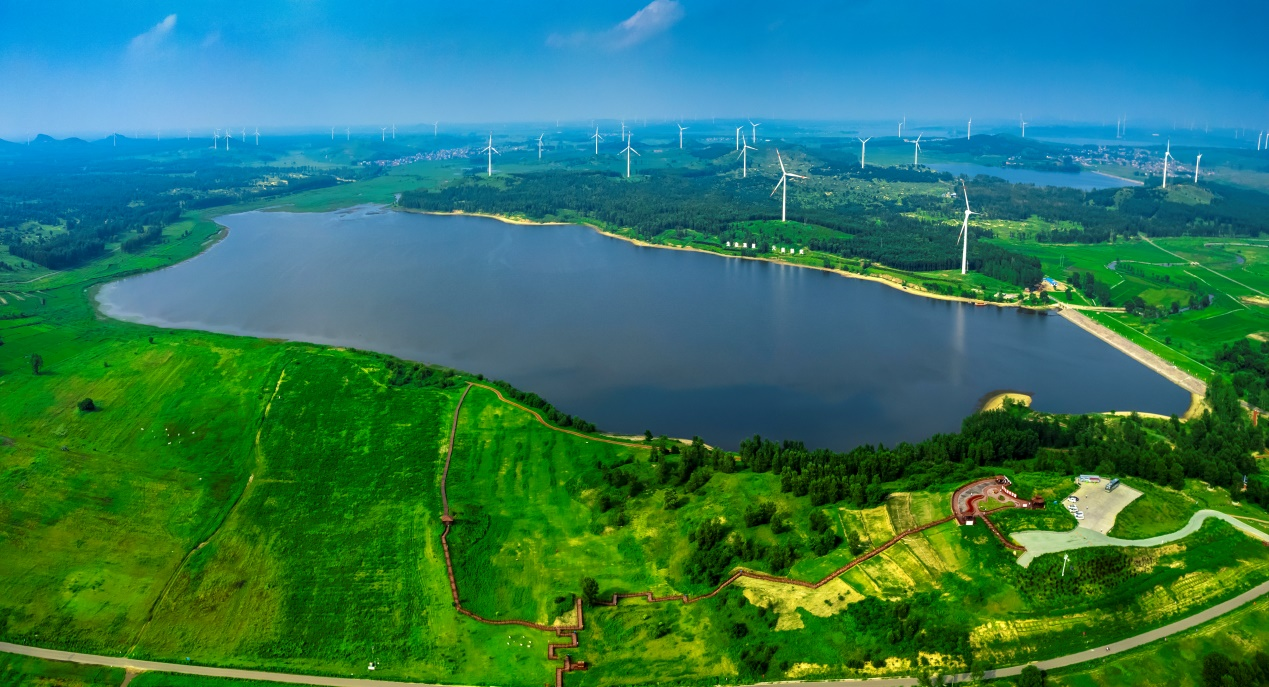  p data-id="tmshmorpazql">漠上草原是位于辽宁省阜新市彰武县科尔沁