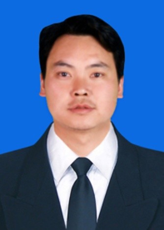  p>覃继生,砚山镇党委书记. /p>