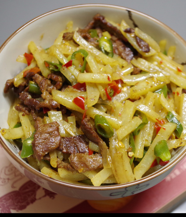 土豆牛肉丝