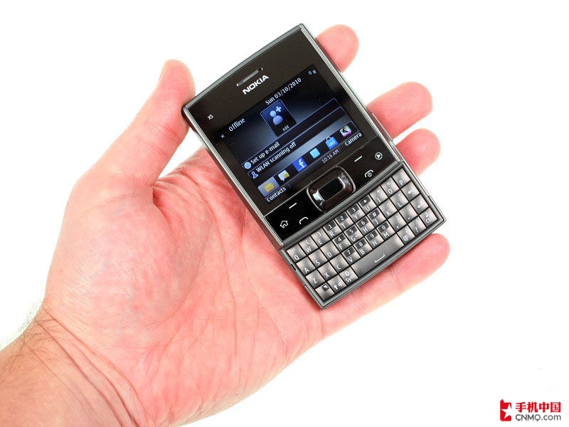  p>诺基亚x5-01是一款3g直板,智能手机,机身内存为512mb rom 256mb
