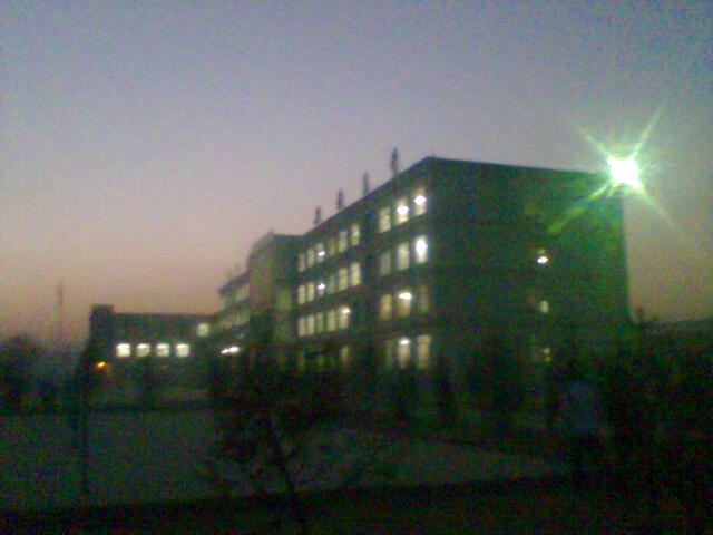  p>天镇三中是山西省大同市的一所全日制普通高级中学,建校于1982年