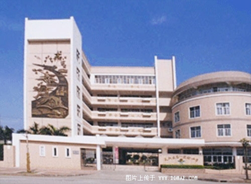 天河区第一实验小学