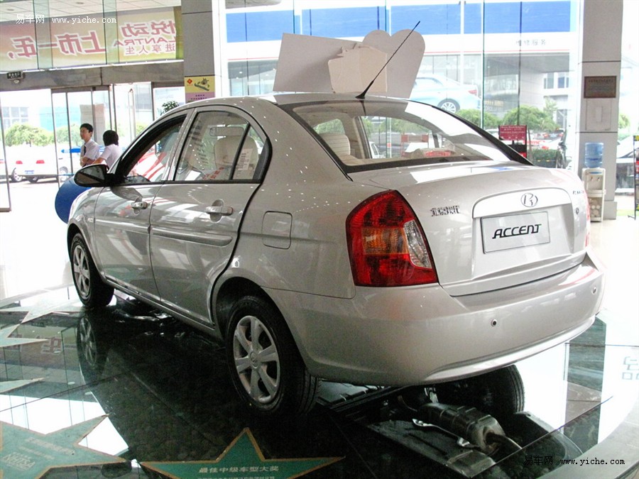 data-lemmaid="852373">北京现代 /a>雅绅特(accent)于2006年3月16日