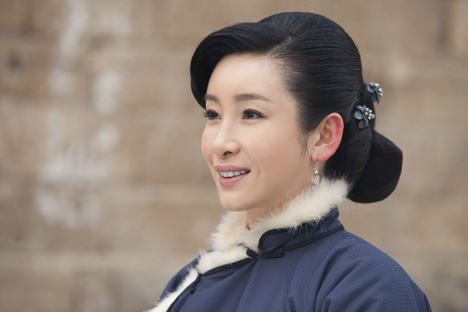  p>秦海璐,1978年8月11日出生在辽宁省营口市,中国内地影视女演员