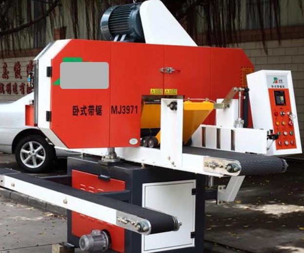 木工卧式带锯机
