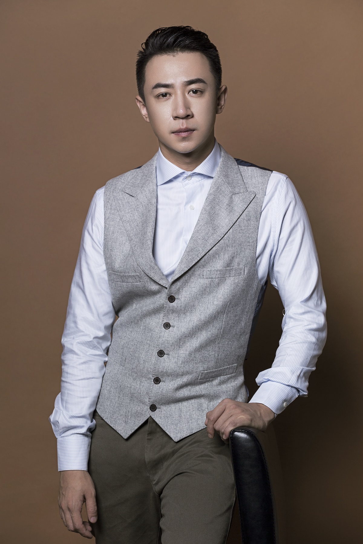 ="go18uvusev">张维伊,1988年1月9日出生于北京市,中国内地影视男演员