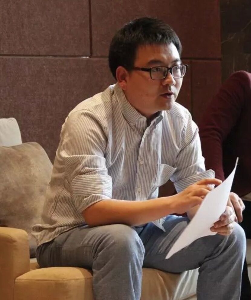 p data-id="gnz5h2lom1">梁众凡,原名梁国栋,男,出生于 a target="